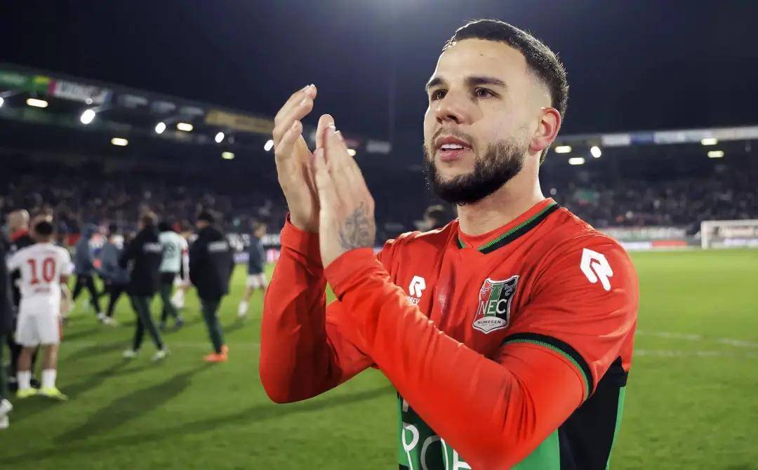 队阵容有所 队阵容有所